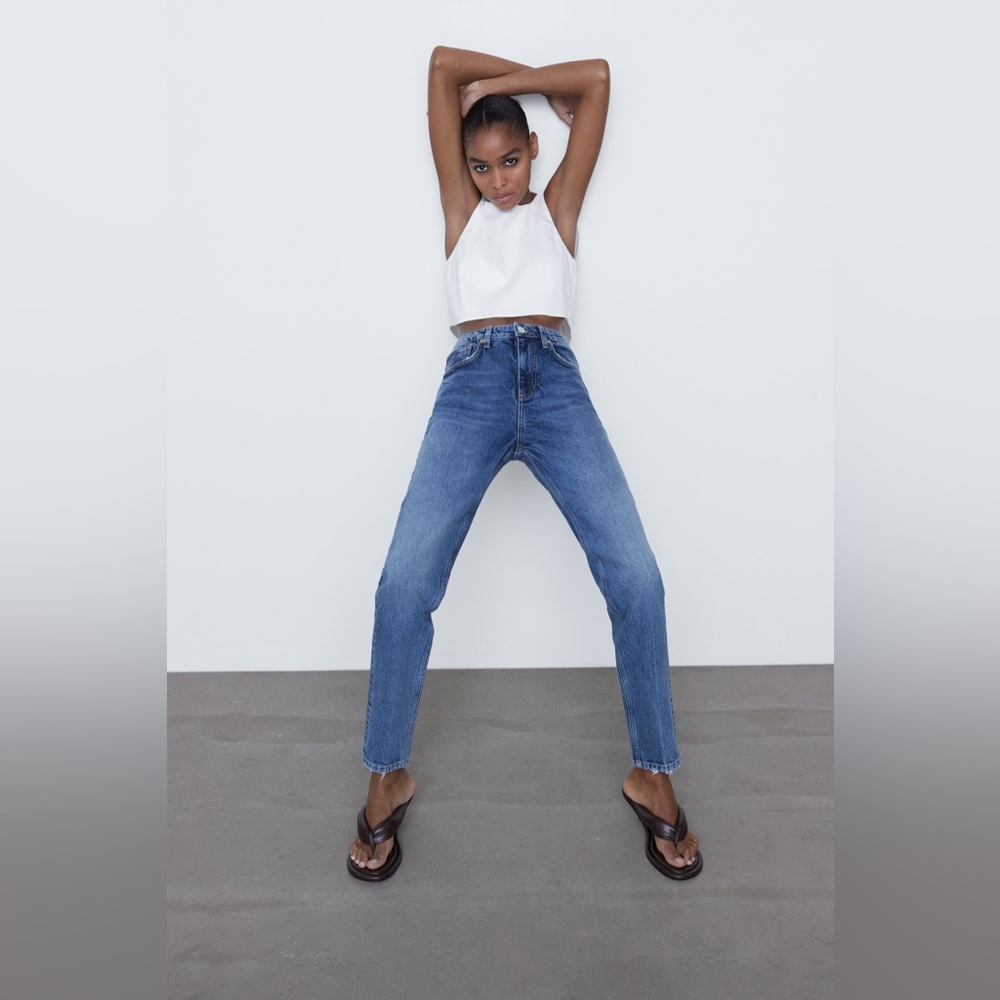 Zara High Rise Slim Fit Jeans Size 8